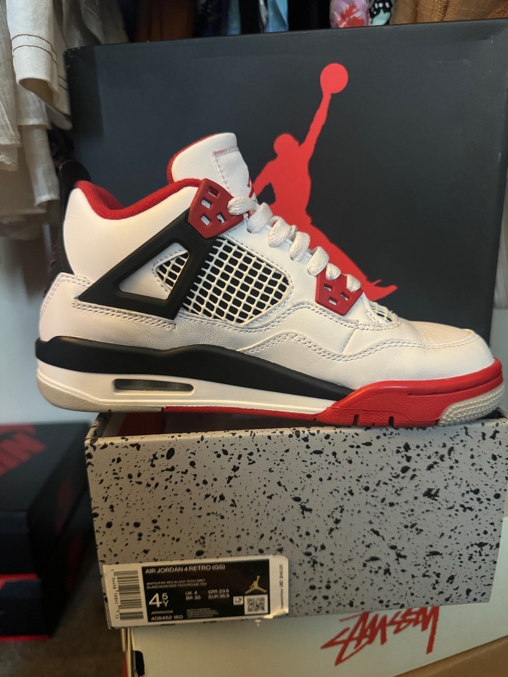 NIKE air Jordan 4White Red Black Retro Style Sneaker